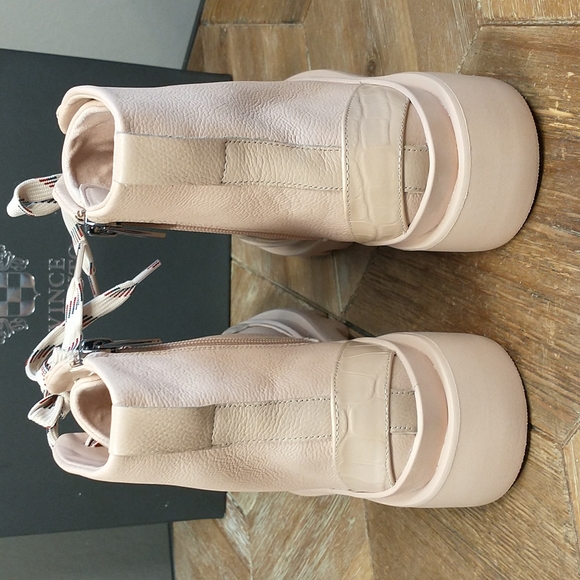 New Vince Camuto Boots - Picture 5 of 10